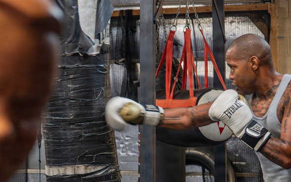Sgt. 1st Class Corey Gulley trains for Fort Hood Fight Night