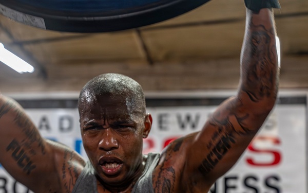 Sgt. 1st Class Corey Gulley trains for Fort Hood Fight Night
