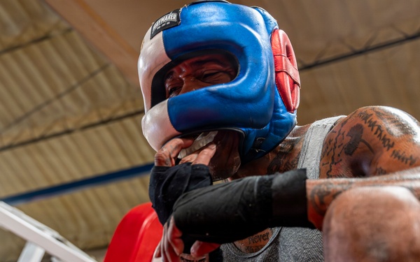 Sgt. 1st Class Corey Gulley trains for Fort Hood Fight Night