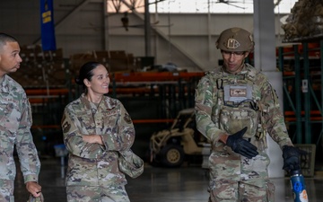 515th AMOW Visits 621 CRW
