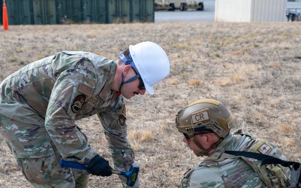 515th AMOW Visits 621 CRW