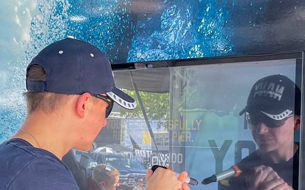 NTAG Northern Plains Sailors attend the Minnesota State Fair with the Strike Group.