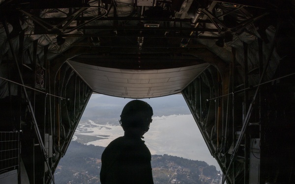 U.S. Marines, National Guard enhance air drop training during Evergreen 26