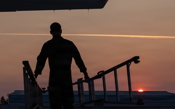 U.S. Marines, National Guard enhance air drop training during Evergreen 26