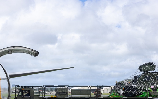 U.S. Marines with 12th LAAB offload MADIS