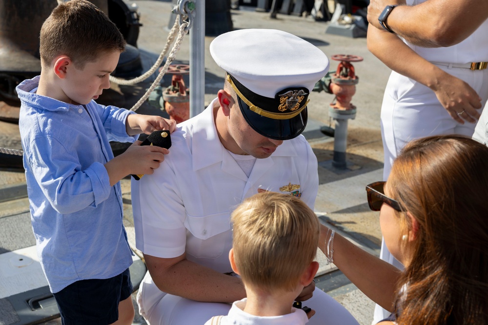 Officer Promotion Ceremony on DDG 117