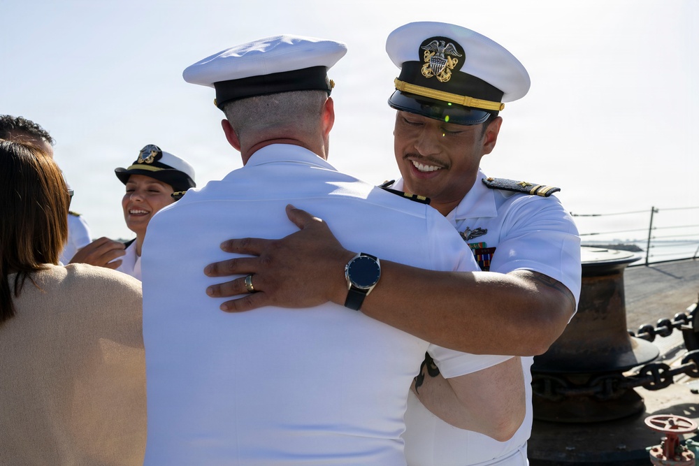Officer Promotion Ceremony on DDG 117