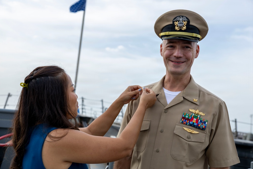 Lt. Brown Promotion Ceremony on DDG 117