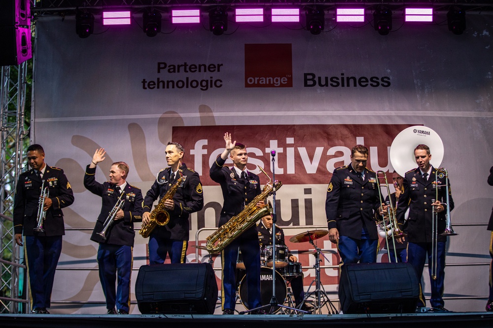 USAREUR-AF Band, Moldovan Counterparts Strike a Chord for Armed Forces Day
