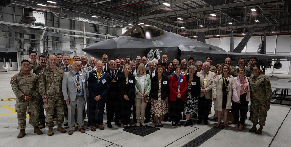 Civic Leaders Tour RAF Lakenheath
