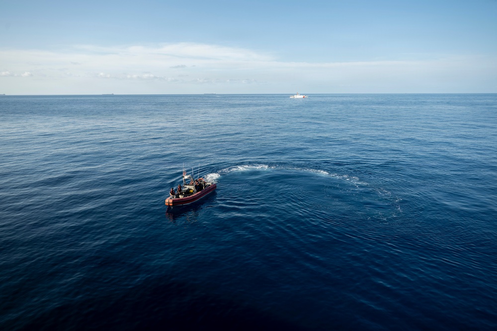 Cutter boat operations in the Gulf of America