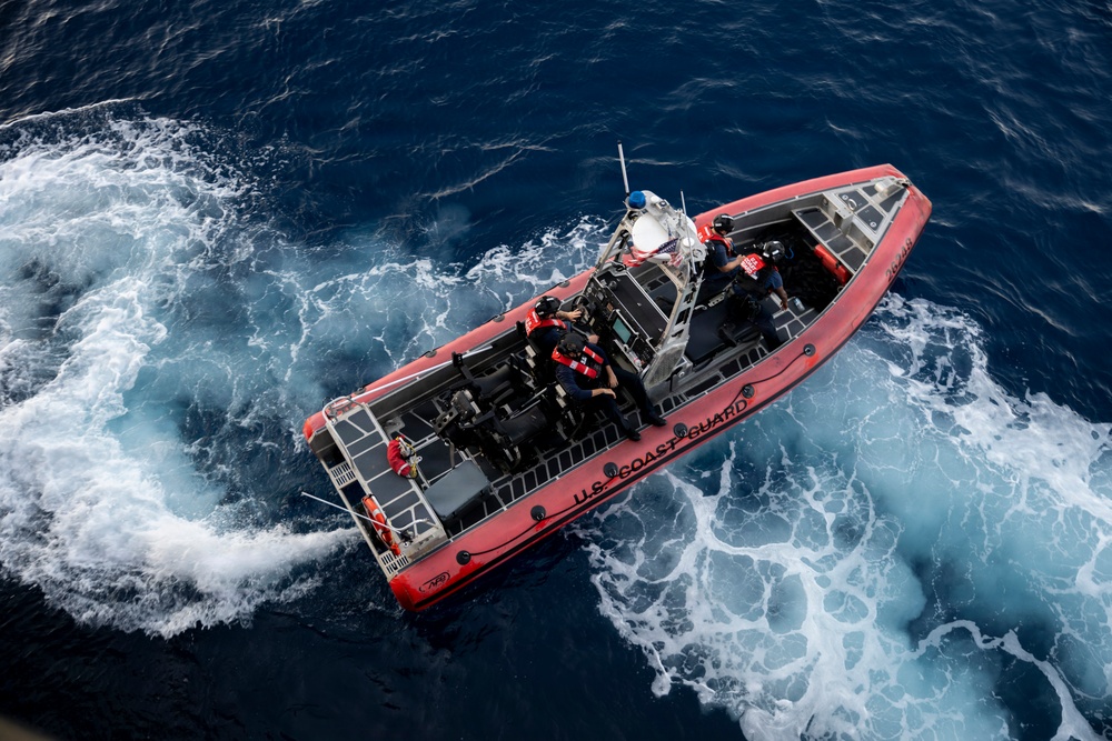 Cutter boat operations in the Gulf of America