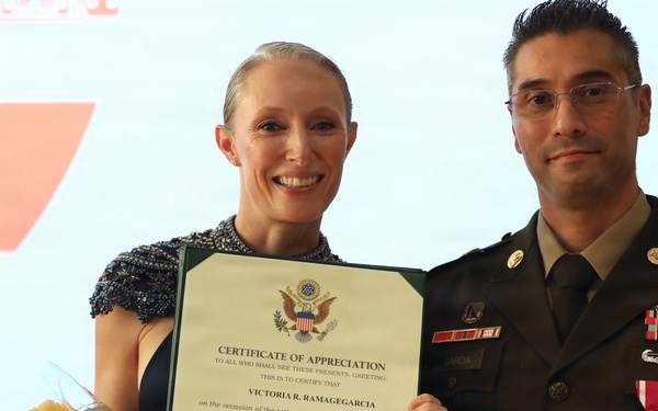 33rd WMD-CST Honors Members During Hail and Farewell/Dining-Out