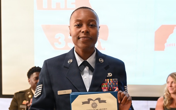 33rd WMD-CST Honors Members During Hail and Farewell/Dining-Out
