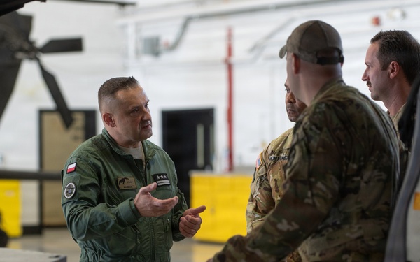 Polish Army Aviation Leaders Visit McEntire Joint National Guard Base