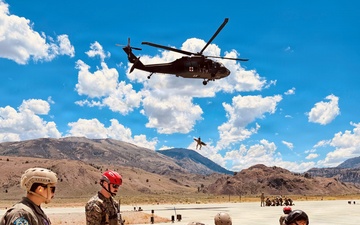 NMRTD Bridgeport builds air MEDEVAC skills through mountain training