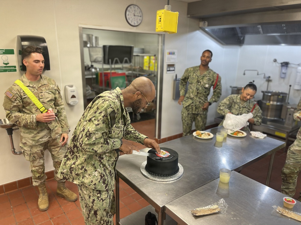 Navy Culinary Specialists Pilot Army Nutrition Course to Enhance Fleet Readiness