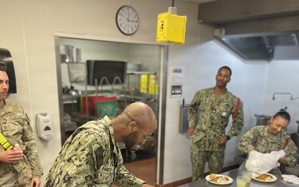Navy Culinary Specialists Pilot Army Nutrition Course to Enhance Fleet Readiness