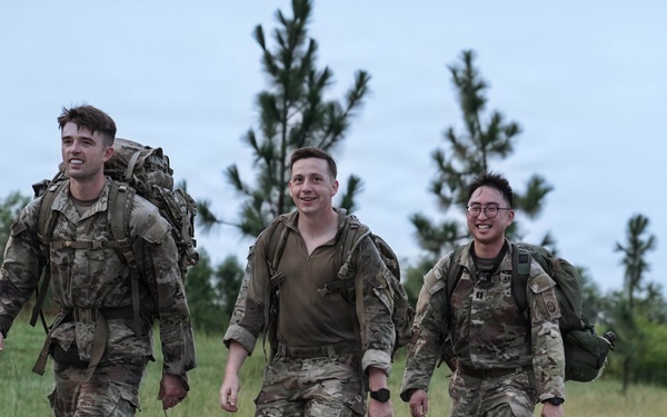 Fort Bragg brings Soldiers together for Danish Flyver Ruck March