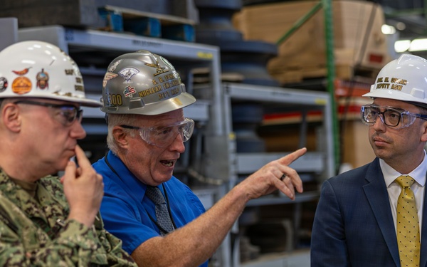 Deputy Assistant Secretary of War for Civilian Personnel Policy visits PNSY