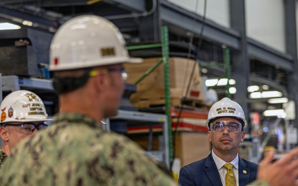 Deputy Assistant Secretary of War for Civilian Personnel Policy visits PNSY