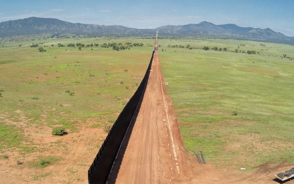 Panel Installation of New Smart Border Wall System east of Lochiel, Ariz.