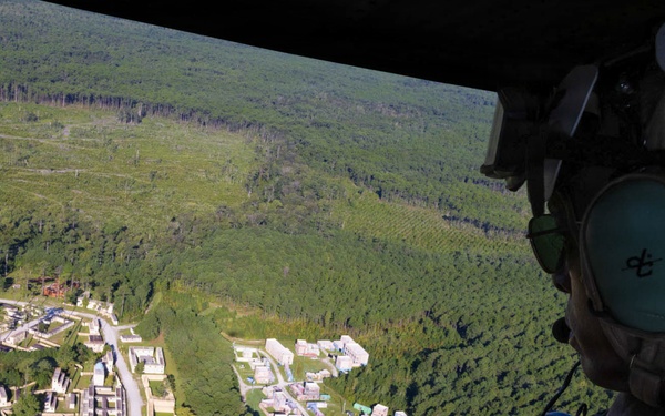 MCI-East Commanding General Conducts Aerial Tour