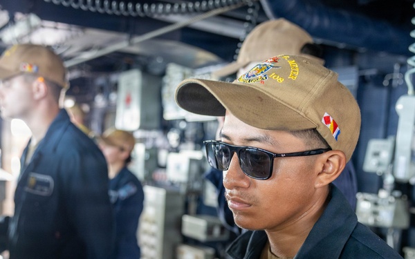USS Wayne E. Meyer (DDG 108) Conducts Sea and Anchor