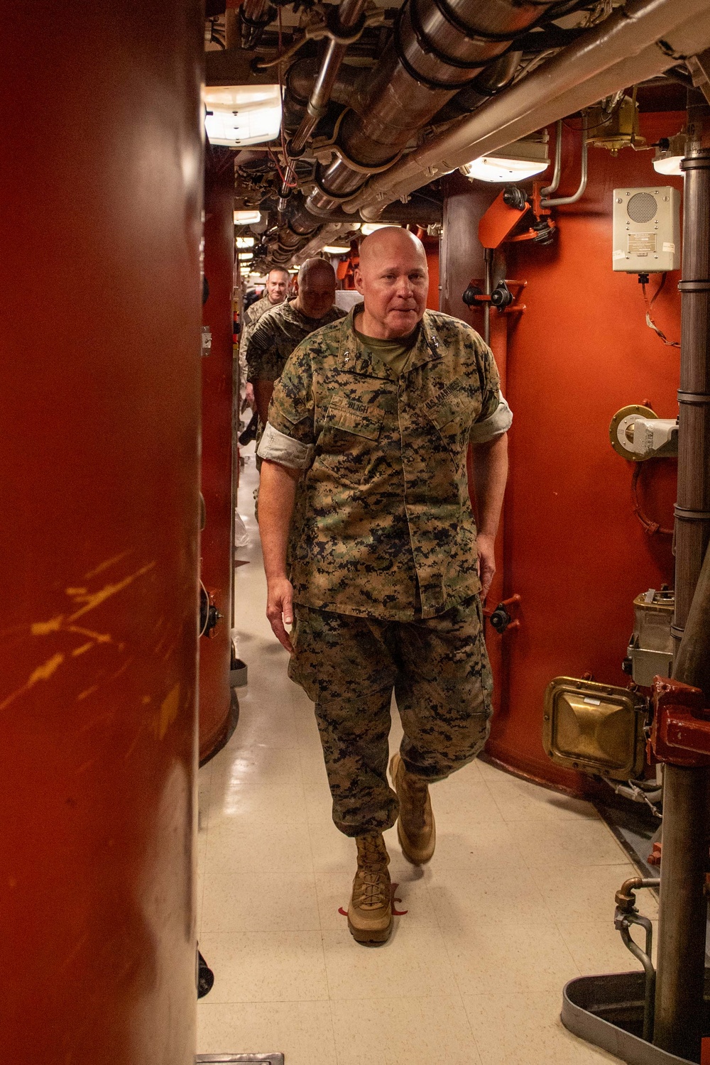 Maj. Gen. David Bligh tours USS Alabama (SSBN 731)