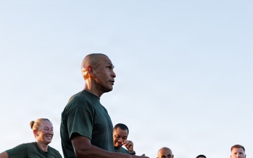 Sailors and Marines participate in Chief Season physical training