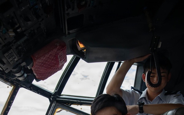 JASDF Cadets Tour MCAS Iwakuni