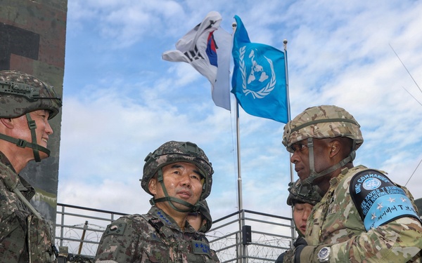 Brunson, Jin review frontline posture at DMZ guard posts
