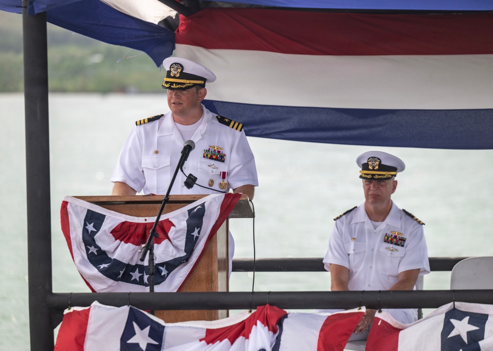 USS Annapolis (SSN 760) holds Change of Command Ceremony