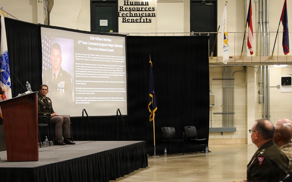 Ohio ARNG conducts ceremony marking transition of state command sergeants major