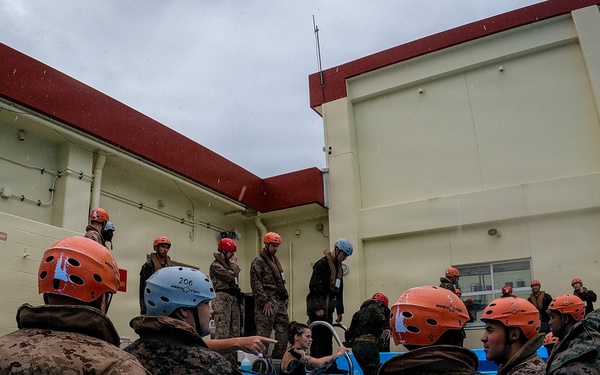 5th Air Naval Gunfire Liaison Company hosts underwater egress training