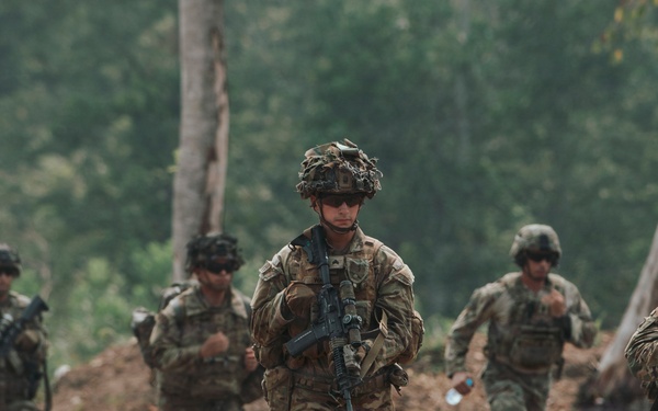 U.S. Army and Tentara Nasional Indonesia Soldiers Perform a Squad Live-Fire Exercise at Super Garuda Shield 26