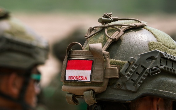 U.S. Army and Tentara Nasional Indonesia Soldiers Perform a Squad Live-Fire Exercise at Super Garuda Shield 26