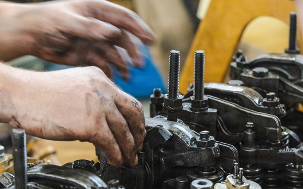 U.S. Marines conduct an RSV engine replacement