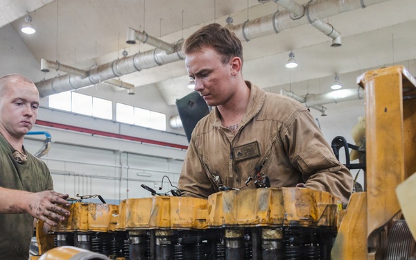 U.S. Marines conduct an RSV engine replacement