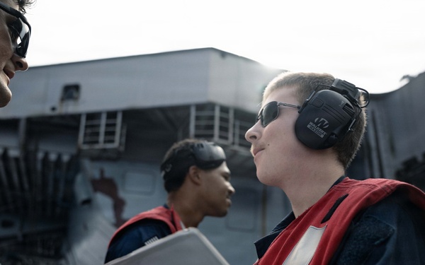 IKE Conducts Carrier Qualifications
