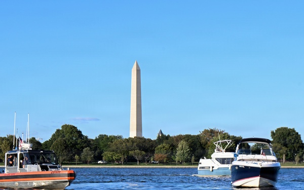 Coast Guard conducts commercial and recreational safety boardings in nation’s capital