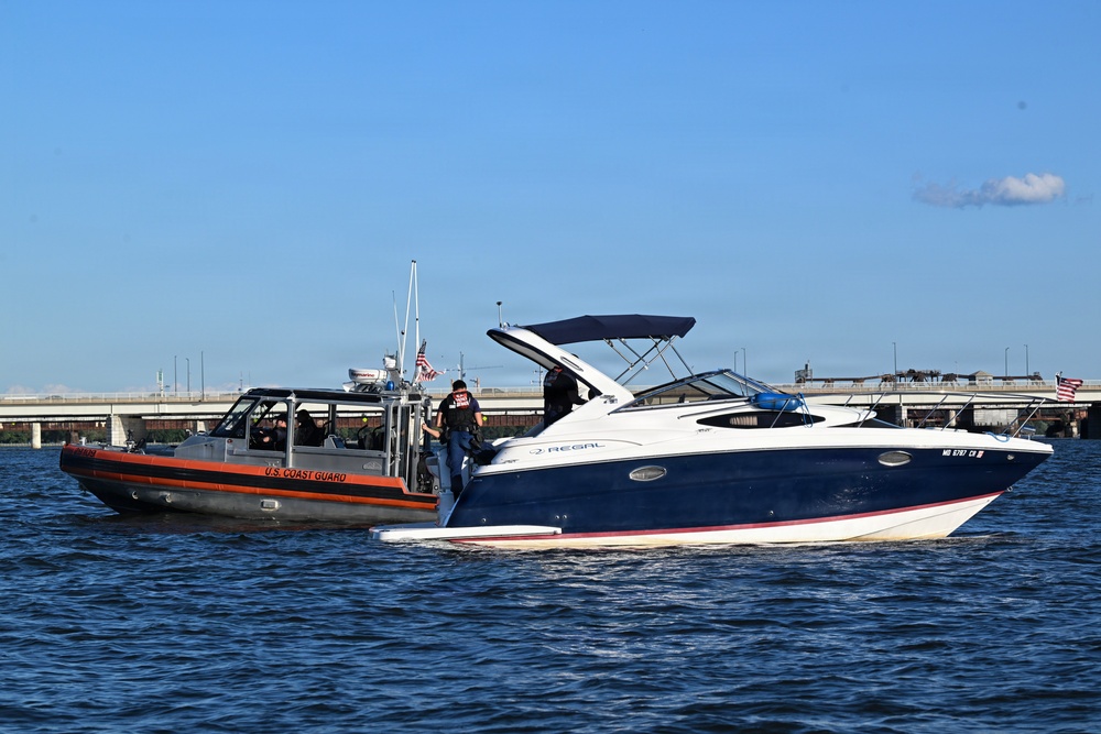 Coast Guard conducts commercial and recreational safety boardings in nation’s capital
