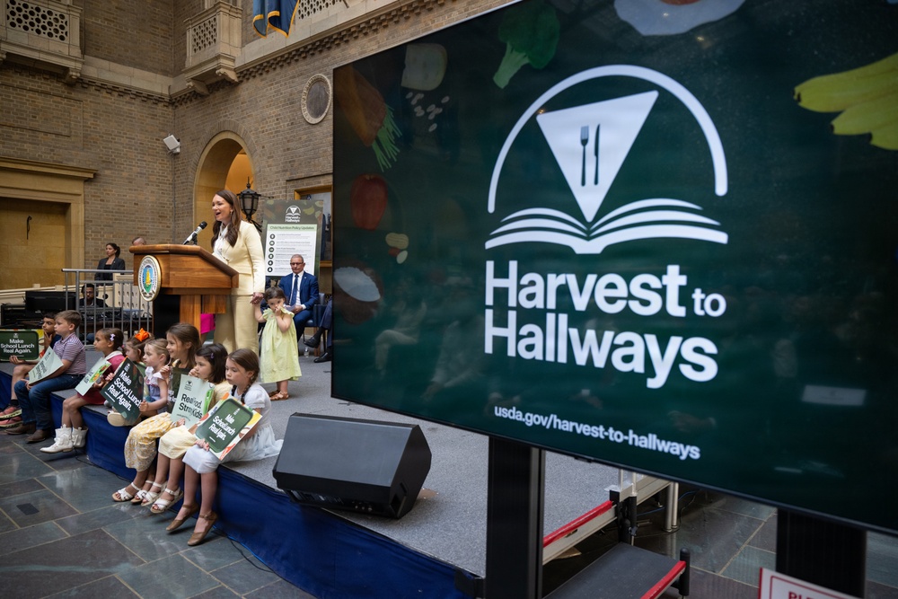 USDA Secretary Brooke Rollins and Secretary Kennedy &amp;quot;Harvest to Hallways&amp;quot; announcement and  press conference, September 24, 2026.