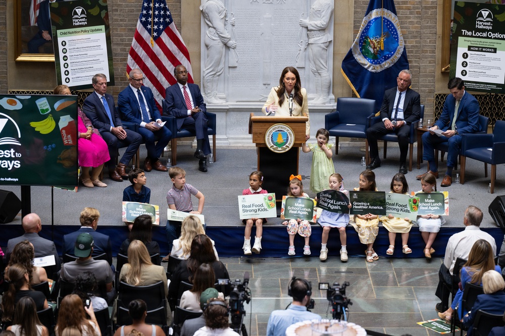 USDA Secretary Brooke Rollins and Secretary Kennedy &amp;quot;Harvest to Hallways&amp;quot; announcement and  press conference, September 24, 2026.