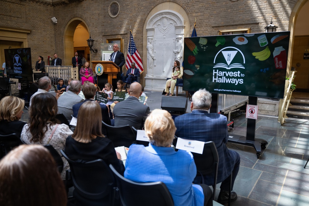 USDA Secretary Brooke Rollins and Secretary Kennedy &amp;quot;Harvest to Hallways&amp;quot; announcement and  press conference, September 24, 2026.