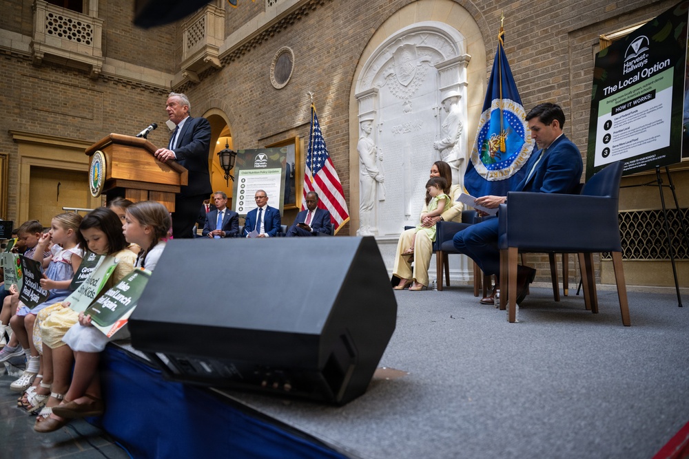 USDA Secretary Brooke Rollins and Secretary Kennedy &amp;quot;Harvest to Hallways&amp;quot; announcement and  press conference, September 24, 2026.