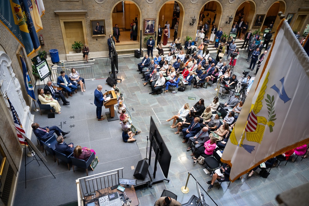 USDA Secretary Brooke Rollins and Secretary Kennedy &amp;quot;Harvest to Hallways&amp;quot; announcement and  press conference, September 24, 2026.