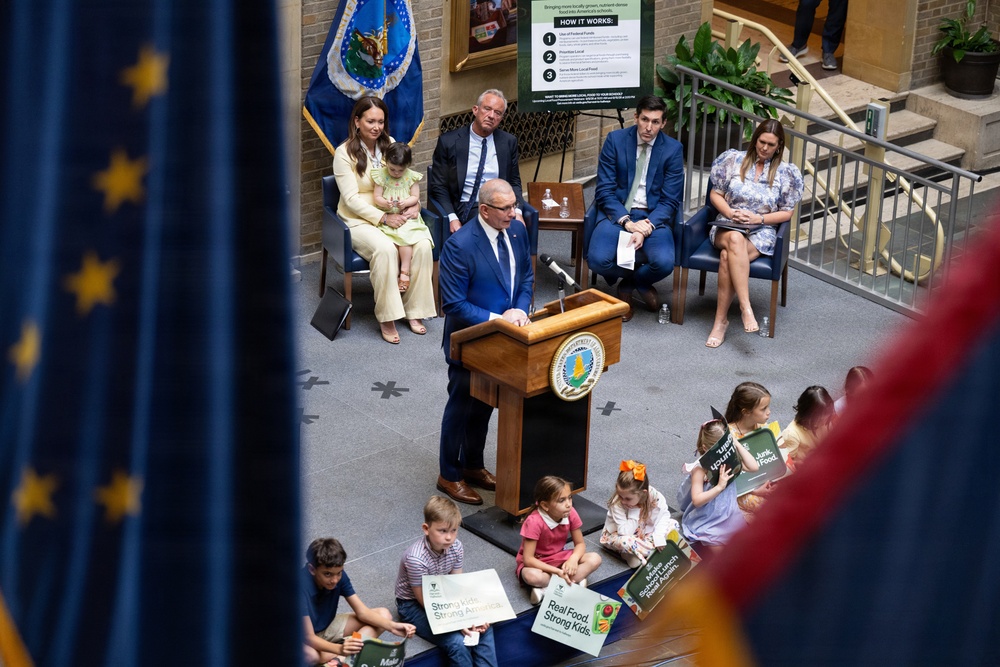 USDA Secretary Brooke Rollins and Secretary Kennedy &amp;quot;Harvest to Hallways&amp;quot; announcement and  press conference, September 24, 2026.