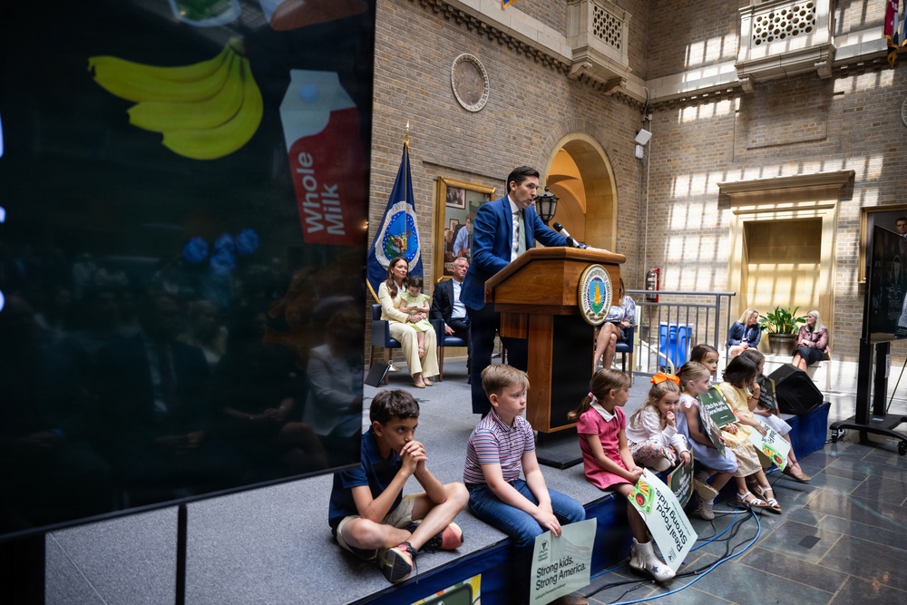 USDA Secretary Brooke Rollins and Secretary Kennedy &amp;quot;Harvest to Hallways&amp;quot; announcement and  press conference, September 24, 2026.