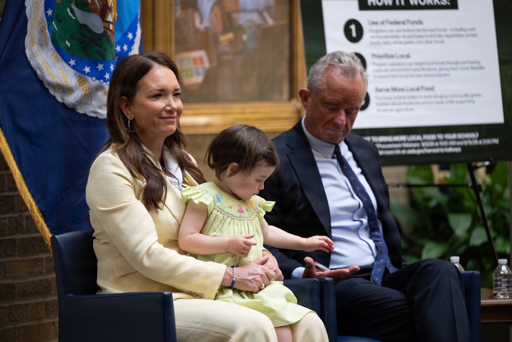 USDA Secretary Brooke Rollins and Secretary Kennedy &amp;quot;Harvest to Hallways&amp;quot; announcement and  press conference, September 24, 2026.